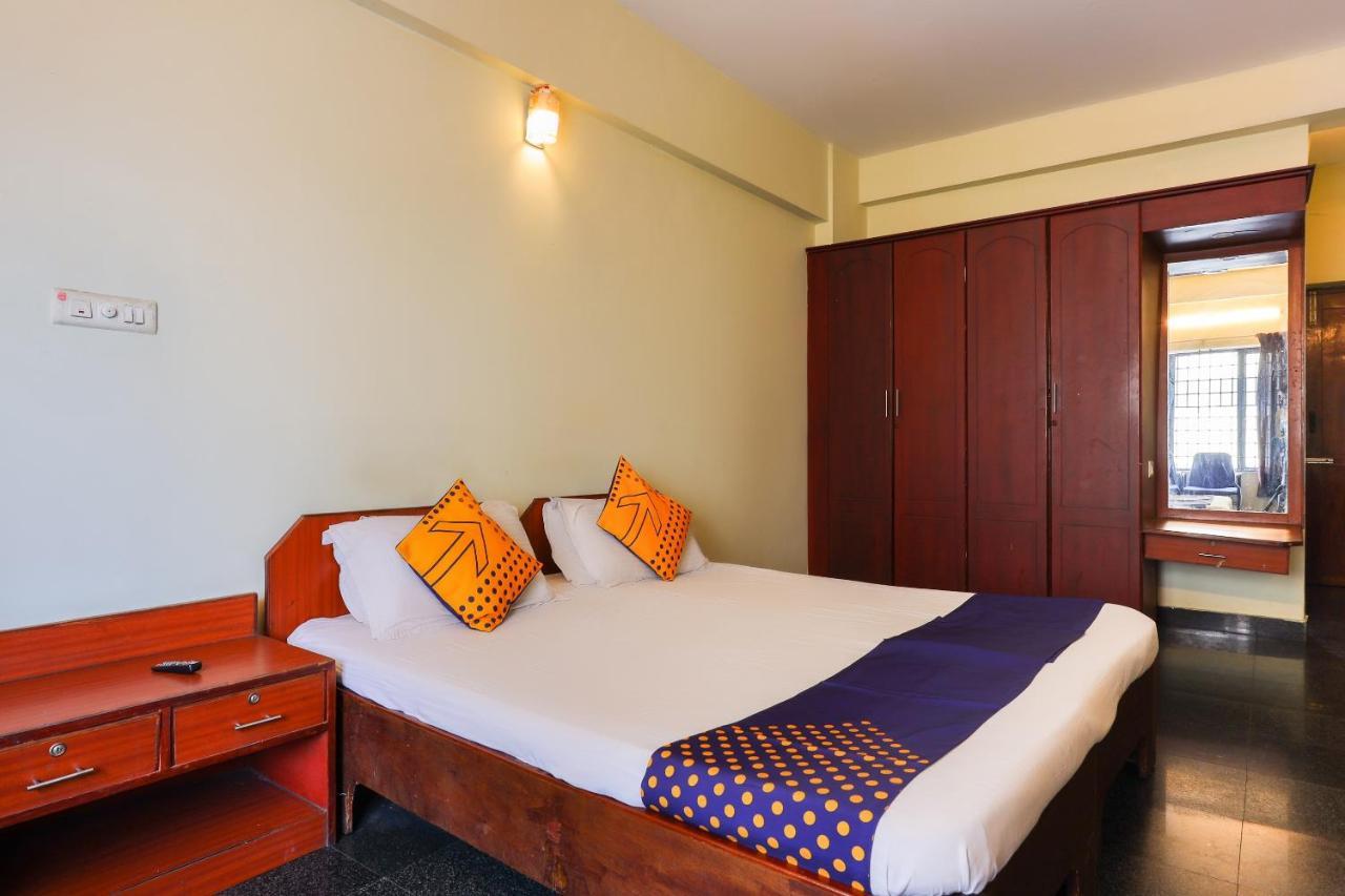 Spot On 64230 Killi Tourist Home Thiruvananthapuram Buitenkant foto